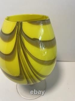 Yellow and grey striped Empoli glass vase by Vetreria Artigiana Sanminiatello