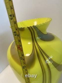 Yellow and grey striped Empoli glass vase by Vetreria Artigiana Sanminiatello