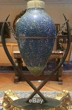 19c Art Deco Vase Amphore En Verre Gravé Par Duncan Mcclellan Sur Stand Signed