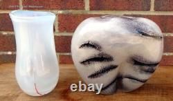 2 vases en verre soufflé à la main Murano des années 1980, y compris un en forme de coco de mer de style Seguso