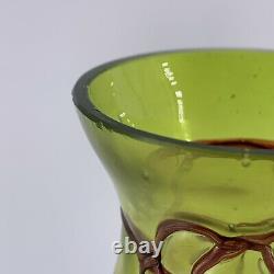 Ancien Kralik Bohemian Art Verre Vert Iridescent Swirled Threaded Vase 7,25