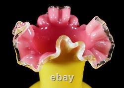 Antique Victorian Art Glass Vase Ébouriffé Oiseaux Émaillés Décoration Jaune Rose