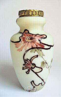 Antique Victorienne Wavecrest Rose Chrysanthemum Vase Painted Art Glass C F Monroe