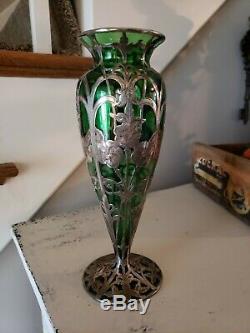 Art Nouveau Antique Vase En Verre Vert Avec Argent Fin (999/1000) Recouvrement Alvin