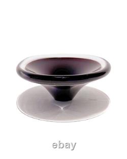 Bol en verre d'art de studio scandinave biomorphe clair et en violet cased du milieu du siècle