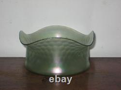 Bol en verre irisé vert clair autrichien bohémien Art Nouveau