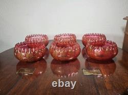 Bols à rincer en verre de cranberry victorien antique soufflés à la main avec aventurine