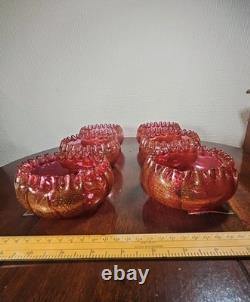 Bols à rincer en verre de cranberry victorien antique soufflés à la main avec aventurine