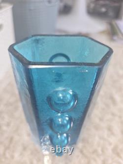 Cet objet est un vase Traffic Light de Whitefriars par Geoffrey Baxter