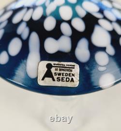 Champignon en verre soufflé Bo Borgstrom 4.3 pouces, chapeau bleu avec tige transparente, Aseda Suède