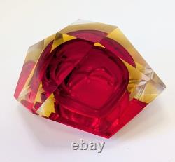 Coupe vintage en verre de Murano Sommerso facettée en forme de diamant, époque Campanella Mandruzzato