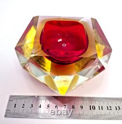 Coupe vintage en verre de Murano Sommerso facettée en forme de diamant, époque Campanella Mandruzzato