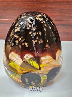 Designer Vintage Art Glass Vase 10.5 translates to 'Vase en verre d'art vintage de designer 10.5' in French.