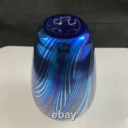 Donald Carlson Art Glass Iridescent Pulled Feather Luster 5 1/2 Vase -signé