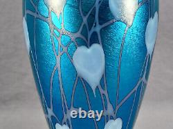 Durand Hearts & Vin Luster Bleu Irisé 2028 1/2 Vase En Verre D'art