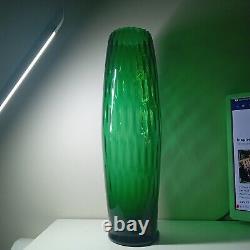 Éblouissant vase de sol en verre d'art optique Empoli vintage vert émeraude H 48 cm