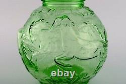 Edvin Ollers (1888-1959), Elme. Vase Art Déco Rond En Verre D'art Pressé Vert