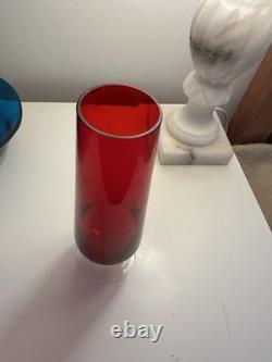 Ensemble de 3 vases en verre rubis rouge bohème du milieu du siècle