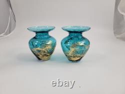 Ensemble de 5 vases en verre d’art de studio, feuille d’or et poudre d’or, XXe siècle