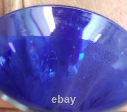 Ensemble de vases en verre bleu, oiseaux en verre bleu, vases en verre clair avec tige en bleu cobalt, ensemble décoratif de 3.