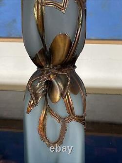 Filip Ravert Vase En Verre D'art Roumain Bleu Pâle Avec Superposition En Bronze Art Nouveau