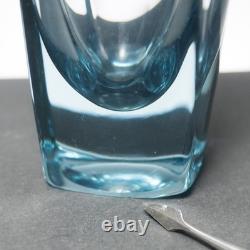 Geoffrey Baxter pour Whitefriars, vase en verre d’art Arctic Blue, début des années 1960
