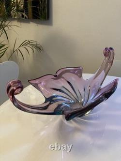 Grand Centre de Table en Verre Artisanal Murano Violet Forme Libre C1960's