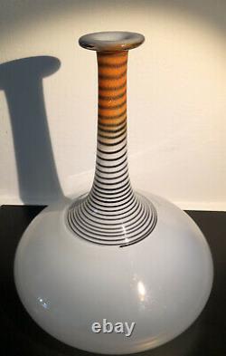 Grand Signé Bertil Vallien Kosta Boda Sweden Art Glass Vase, H 9 1/2, D 9