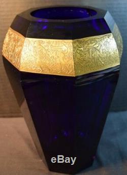 Grand Vase En Verre Frisé De Grand Style Moser Art Deco, Bleu De Cobalt Et Or