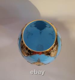 Grand Vase Vintage Opulent en Verre Opalin Bleu Vénitien avec Centre de Table en Or et Floral