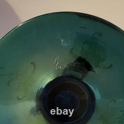 Grand Vase Vintage Opulent en Verre Opalin Bleu Vénitien avec Centre de Table en Or et Floral