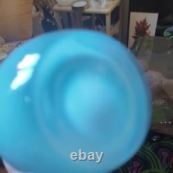 Grand vase en verre artistique turquoise vintage en forme de mouchoir MCM de 17 pouces, vase en éventail des années 1960