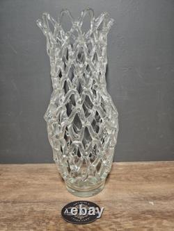 Grand vase en verre clair soufflé à la main avec un art en treillis vintage