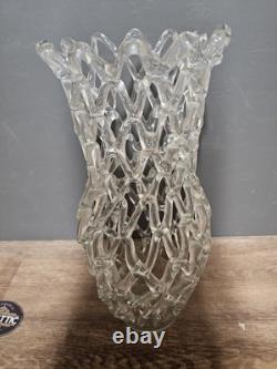 Grand vase en verre clair soufflé à la main avec un art en treillis vintage