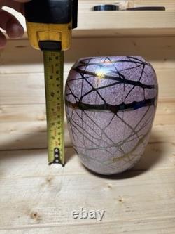 Grand vase en verre irisé rose à pois et fil de Bohemian Ernst Steinwald des années 1920