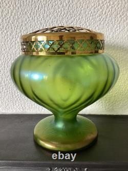 Grand vase irisé Art Nouveau de Loetz, Kralik ou Rindskopf. C1900