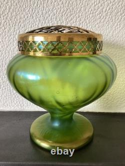 Grand vase irisé Art Nouveau de Loetz, Kralik ou Rindskopf. C1900