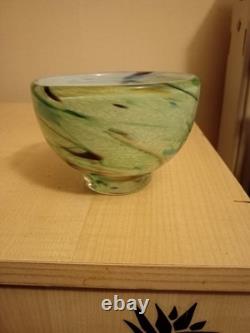 Heikki Orvola C. 1992 Verre d’art de studio signé sur la base. Pièce magnifique