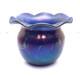 John Barber Studio Vase En Verre D&rsquo;art Suspendu &agrave; C&oelig;urs Iris&eacute;s Bleu Cobalt &agrave; Bord Ondul&eacute;