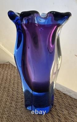 Josef Hospodka Vase lourd bleu et violet de Chribská, République tchèque