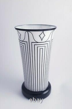 Jugendstil Josef Hoffmann Wiener Werkstätte Vase Glass Überfang Art Déco