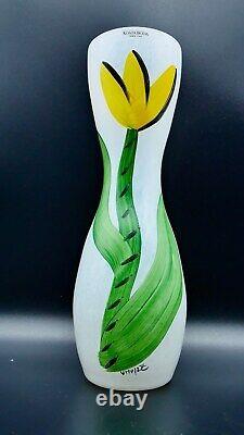 Kosta Boda Vintage Ulrica Hydman-Vallien's Hourglass Vase Stained White Art
<br/>	
<br/>La vase sablier vintage de Kosta Boda Ulrica Hydman-Vallien taché d'art blanc