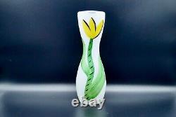 Kosta Boda Vintage Ulrica Hydman-Vallien's Hourglass Vase Stained White Art 	<br/>
	 

<br/>	La vase sablier vintage de Kosta Boda Ulrica Hydman-Vallien taché d'art blanc