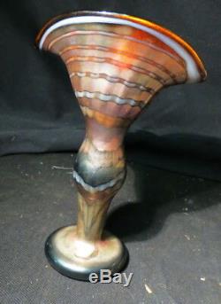 Kralik Ou Loetz / Fabuleux Verre D'art Fan Vase 8.5 / Pontil Brisé