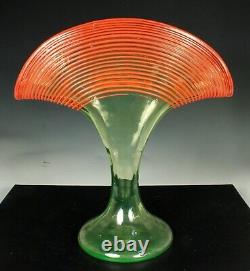 Kralik Tchèque Fan Vase Vert Uranium Verre Et Orange Années 1920-années 30 Threading Art Deco