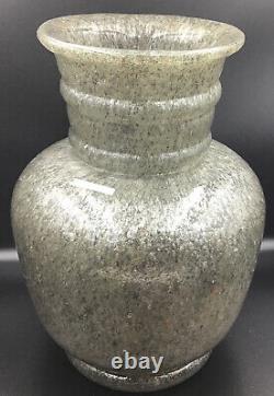 Les Années 1930 Art Verre Urn Type Vase Verre Inhabituel Lots De Bulles Peut-être Slag Verre