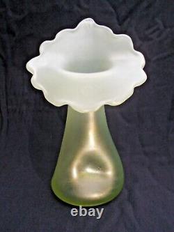 Loetz Arcadia Jack Dans La Vase En Verre D'uranium Pulpit Bohême 1896 Lotz