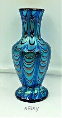 Lundberg Studio Cascade Motif Iridescent Verre Art Vase- Signed- 1999 En Date