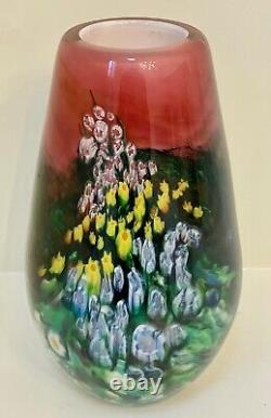 Magnifique vase en verre d'art vibrant de Shawn Messenger