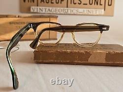 Monture de lunettes vintage à double ton des années 1950, en forme de corne, jamais utilisée